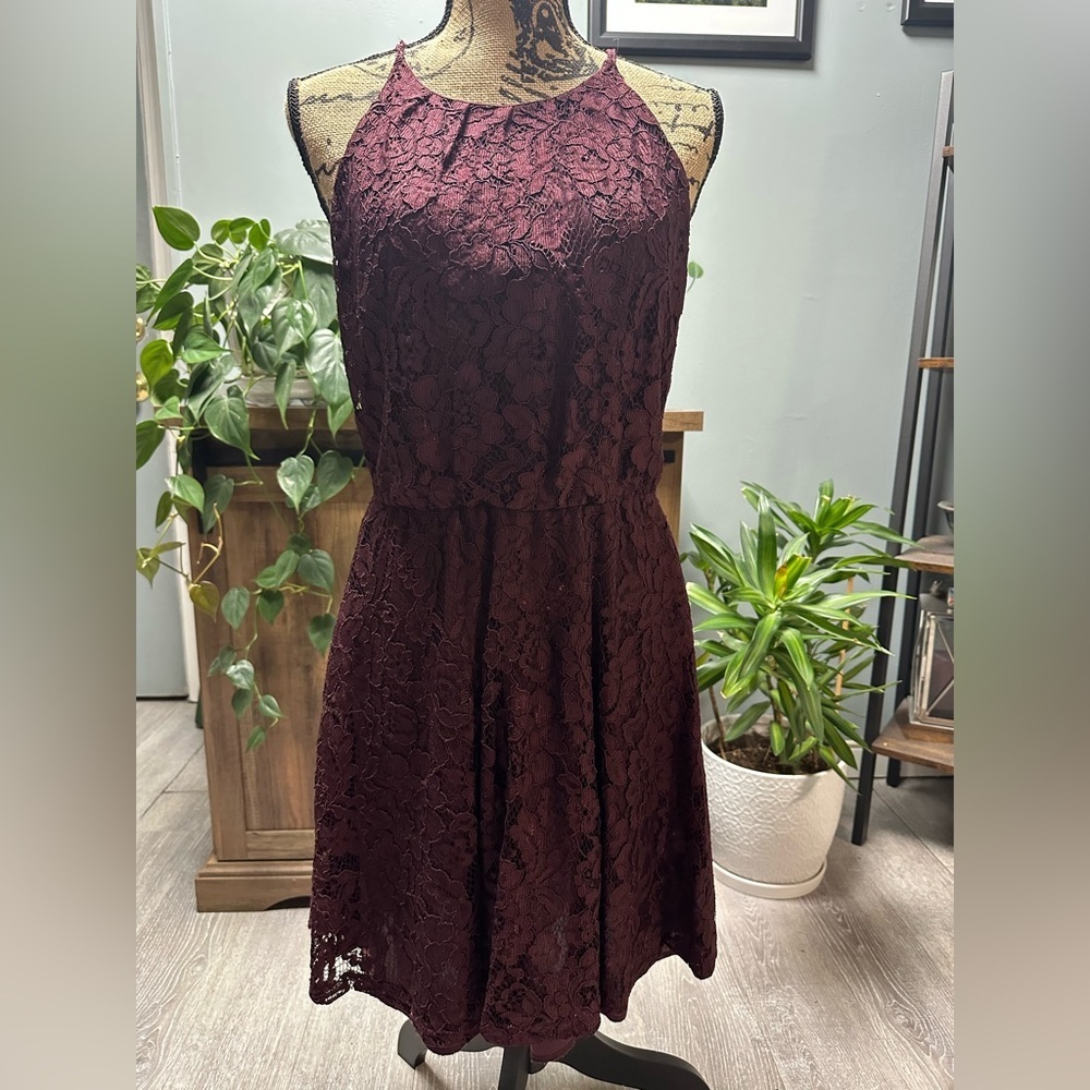 Women’s lace maroon dress, size small.